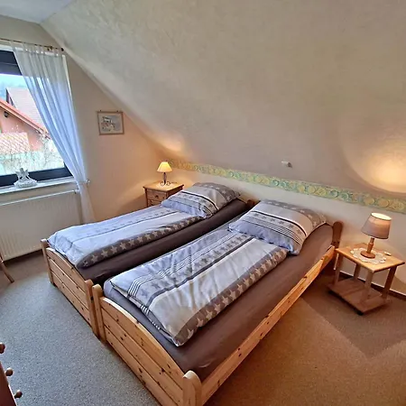 Im 2_familien_haus Apartment *